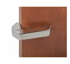 Maniglia serratura a rotazione angled